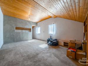 Prodej rodinného domu, Tišice, Luční, 240 m2