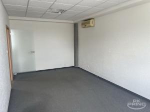 Pronájem kanceláře, Kladno - Kročehlavy, Milady Horákové, 50 m2
