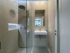 Pronájem bytu 1+1, Plzeň, Čechova, 45 m2