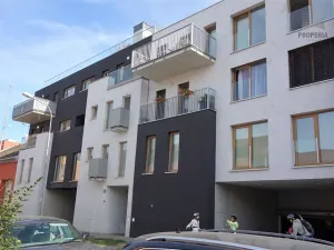 Pronájem bytu 1+kk, Brno, Košinova, 27 m2