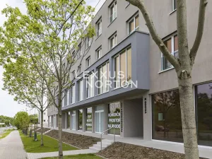 Prodej bytu 4+kk, Praha - Hostavice, Českobrodská, 109 m2