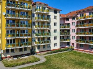 Pronájem bytu 1+kk, Praha - Horní Měcholupy, Padovská, 41 m2