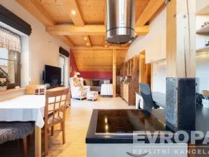 Prodej komerční nemovitosti, Dolní Lánov, 171 m2