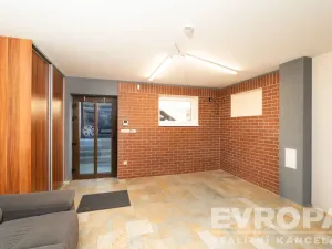 Prodej komerční nemovitosti, Dolní Lánov, 171 m2