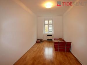 Pronájem bytu 2+1, Praha - Holešovice, U Uranie, 60 m2