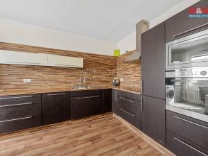 Prodej bytu 3+1, Děčín - Děčín II-Nové Město, Dvořákova, 75 m2