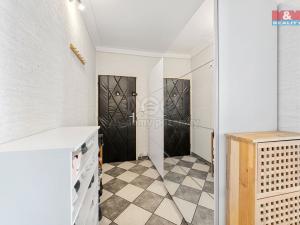 Prodej bytu 3+1, Děčín - Děčín II-Nové Město, Dvořákova, 75 m2