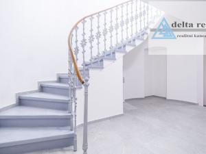 Prodej bytu 2+kk, Šumperk, Jesenická, 65 m2
