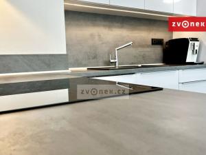 Prodej bytu 2+kk, Zlín - Malenovice, třída Svobody, 66 m2