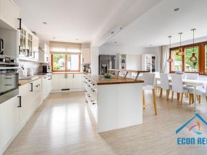 Prodej rodinného domu, Chrášťany, Ke Kapličce, 250 m2