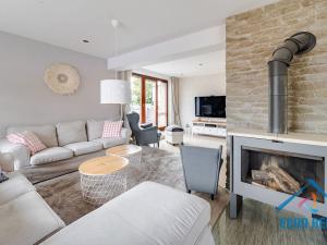 Prodej rodinného domu, Chrášťany, Ke Kapličce, 250 m2