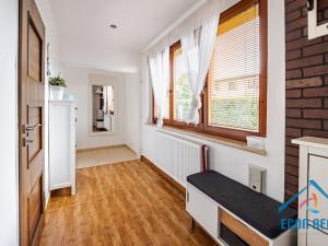 Prodej rodinného domu, Chrášťany, Ke Kapličce, 250 m2