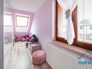 Prodej rodinného domu, Chrášťany, Ke Kapličce, 250 m2