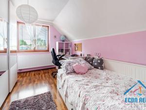 Prodej rodinného domu, Chrášťany, Ke Kapličce, 250 m2