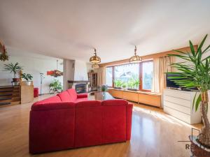 Prodej rodinného domu, Hodonín, Perunská, 230 m2