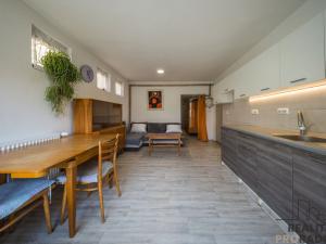 Prodej rodinného domu, Hodonín, Perunská, 230 m2