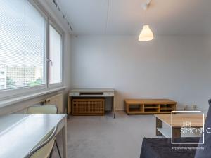 Pronájem bytu 1+kk, Praha - Hostivař, Chudenická, 30 m2