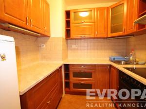 Pronájem bytu 2+kk, Praha - Chodov, Benkova, 46 m2