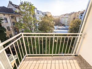 Pronájem bytu 1+1, Praha, 45 m2