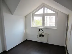 Pronájem bytu 2+kk, Praha - Kunratice, Hornomlýnská, 57 m2