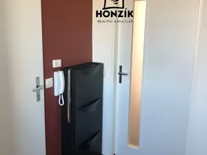 Pronájem bytu 2+kk, Praha - Kunratice, Hornomlýnská, 57 m2