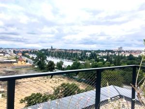 Pronájem bytu 1+kk, Praha - Smíchov, U Lihovaru, 29 m2