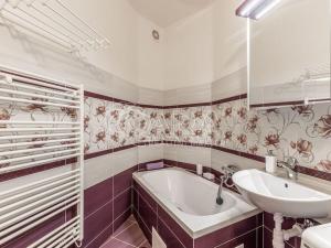 Pronájem bytu 2+kk, Praha, 60 m2