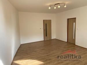 Pronájem bytu 2+1, Opava - Předměstí, Nákladní, 60 m2