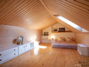 Prodej rodinného domu, Náklo - Lhota nad Moravou, 200 m2
