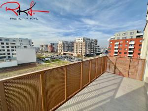 Pronájem bytu 1+kk, Praha - Dolní Měcholupy, Kardausova, 42 m2