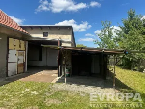 Prodej rodinného domu, Buš, 163 m2