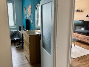 Pronájem bytu 2+kk, Praha - Hloubětín, Kardašovská, 43 m2
