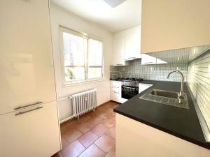 Pronájem bytu 3+1, Praha - Vokovice, Alžírská, 75 m2