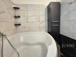 Pronájem bytu 3+1, Písek, Jablonského, 67 m2