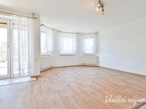 Pronájem rodinného domu, Kunovice, Na Bělince, 280 m2