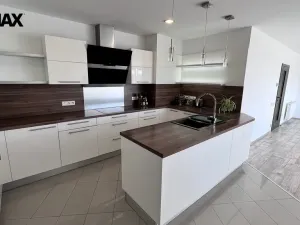 Prodej bytu 4+kk, Pelhřimov, Dolnokubínská, 119 m2