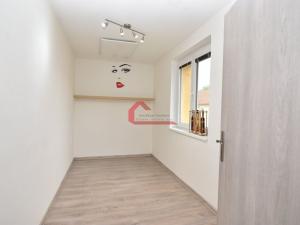 Pronájem bytu 3+1, Hodonín, Skácelova, 64 m2