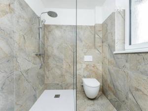 Prodej bytu 3+kk, Všestary, Strančická, 111 m2