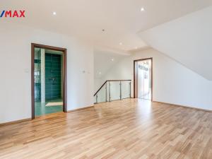 Prodej rodinného domu, Oponešice, 280 m2