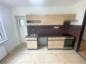 Pronájem bytu 3+1, Písek - Budějovické Předměstí, Budovatelská, 80 m2