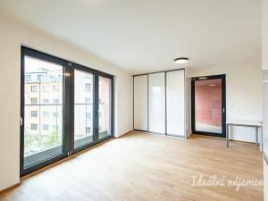 Pronájem bytu 1+kk, Praha - Žižkov, Basilejské náměstí, 42 m2