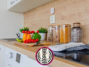 Pronájem bytu 1+kk, Praha - Hostivař, Hornoměcholupská, 22 m2