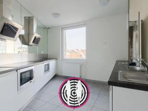 Pronájem bytu 1+kk, Praha - Hostivař, Hornoměcholupská, 22 m2