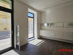 Pronájem obchodního prostoru, Brno, Hybešova, 131 m2