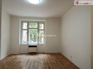 Pronájem bytu 1+kk, Praha - Bubeneč, Jana Zajíce, 34 m2