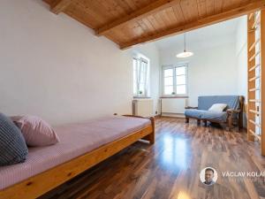 Prodej rodinného domu, Lázně Bělohrad, Třetí strana, 240 m2