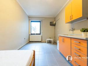Prodej rodinného domu, Lázně Bělohrad, Třetí strana, 240 m2