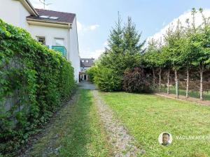 Prodej rodinného domu, Lázně Bělohrad, Třetí strana, 240 m2