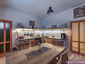 Prodej bytu 3+1, Vrchlabí, Pražská, 130 m2