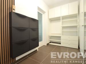 Pronájem bytu 1+kk, Praha - Žižkov, Olgy Havlové, 41 m2